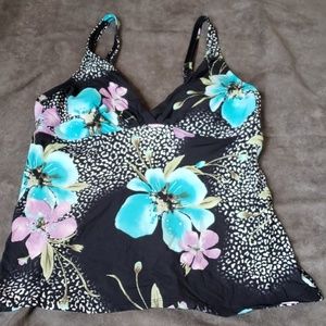 Dana Buchman Tankini swim top
